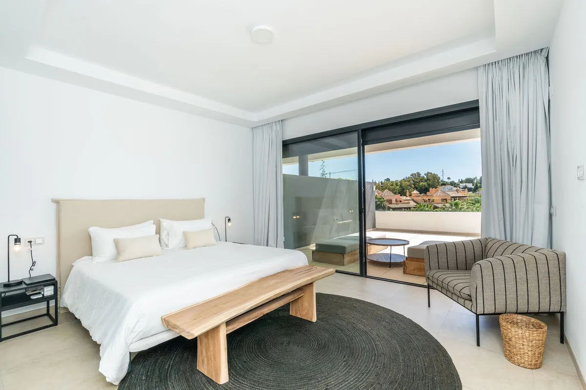 b1437b36-238a-48ca-bdc6-ac0910836d5e