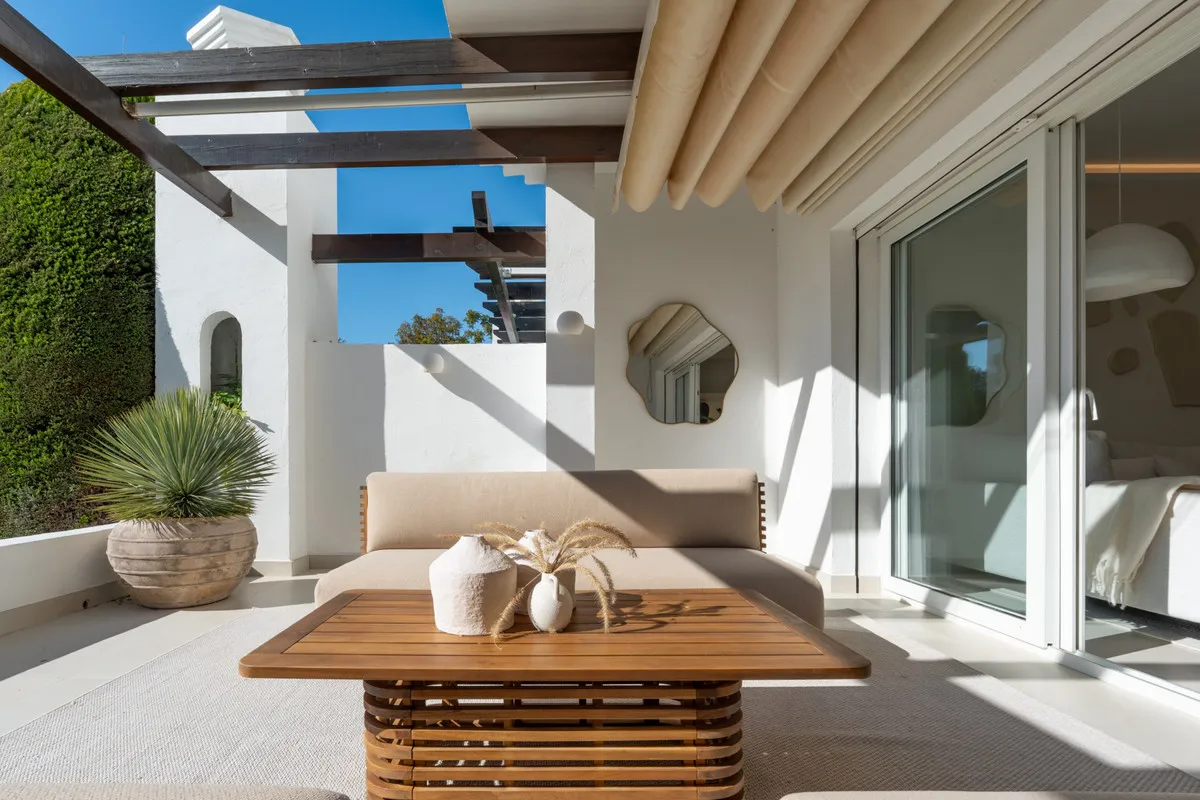 15390588-37d4-420c-843d-44723ab78123