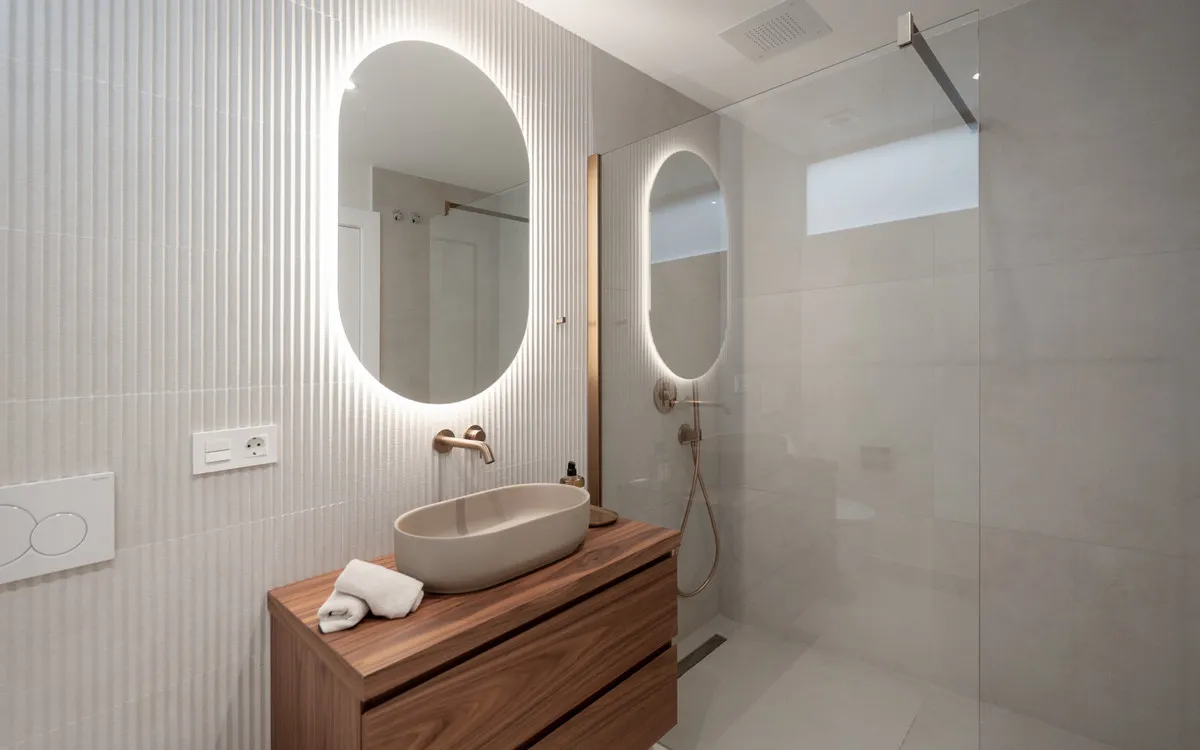 96cff4a5-985f-4098-af92-0005af025808