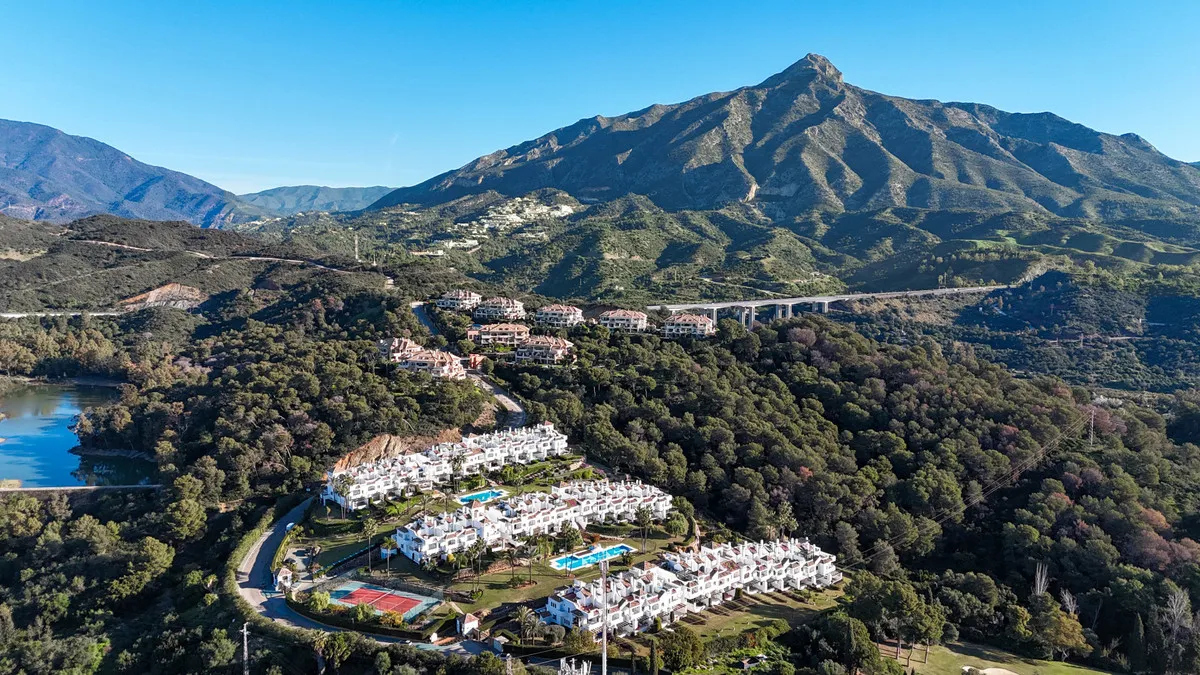 ad633886-6ba7-408f-9e95-d7a39a740369