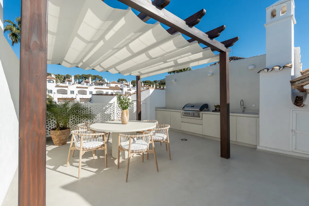 bb8e9dc0-87f1-4e64-8e22-b9337a3f6fd5