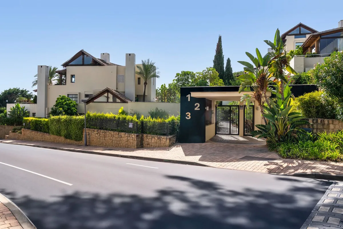 229ce57b-0b0f-4ff6-99db-9d966f01e892