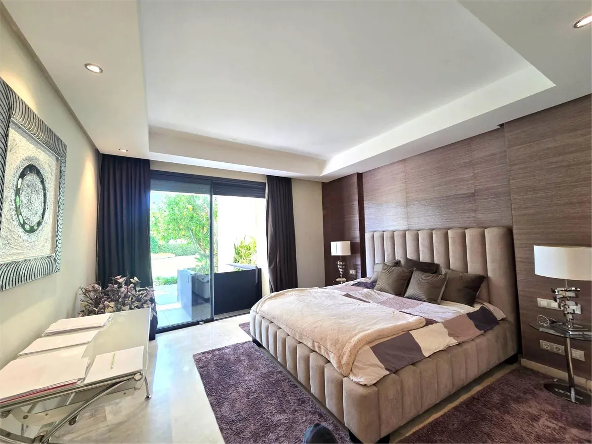 25705799-17a0-4f47-a550-76be34ee9e11