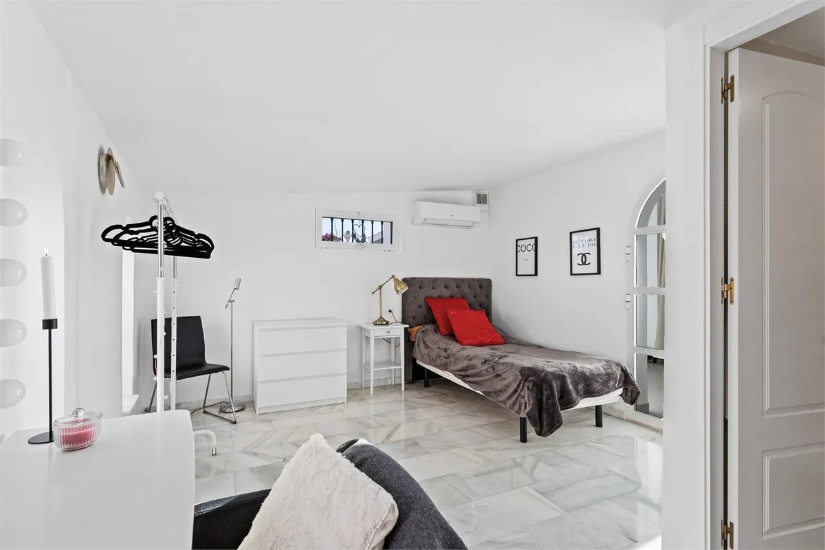 3a039fa4-05ec-491d-a63f-044d253010bb