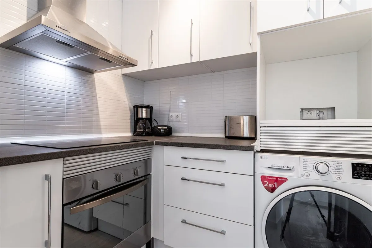 59b5ccc5-499f-4e15-b576-28428ef79605