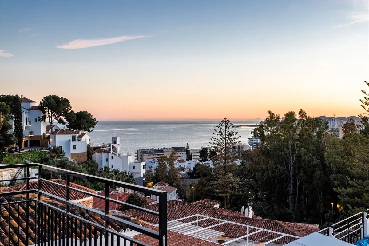 69909b6d-6a31-41c8-8882-85debe14a79a