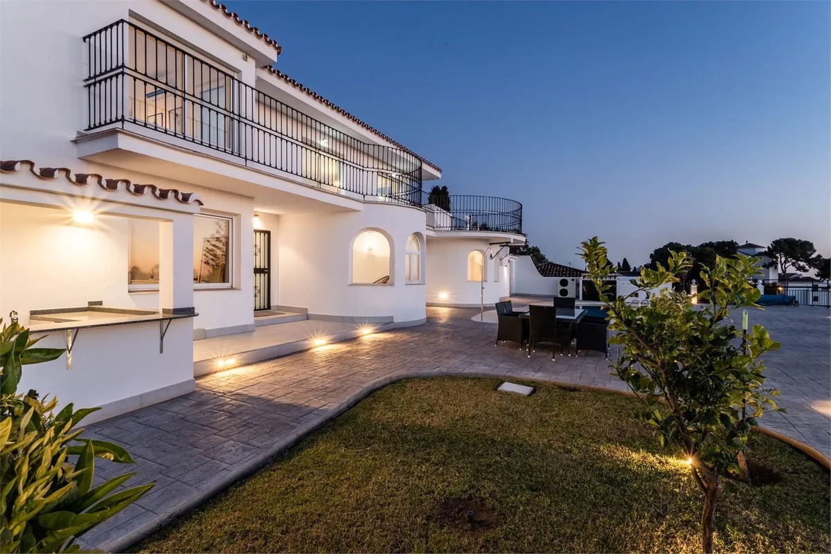 b1340557-fec2-4186-83c2-25bdbc05a6f0