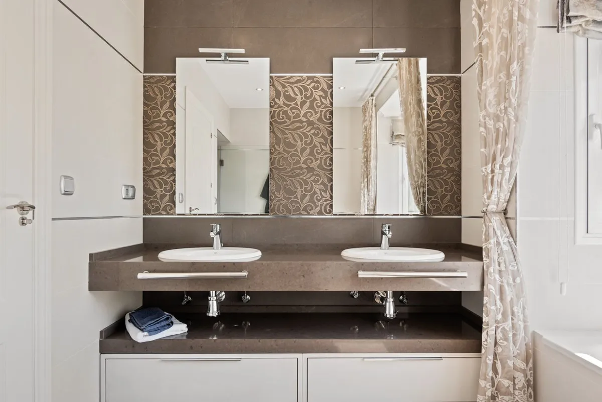 6ab30e03-57be-497c-bf74-4360d82d1f7f