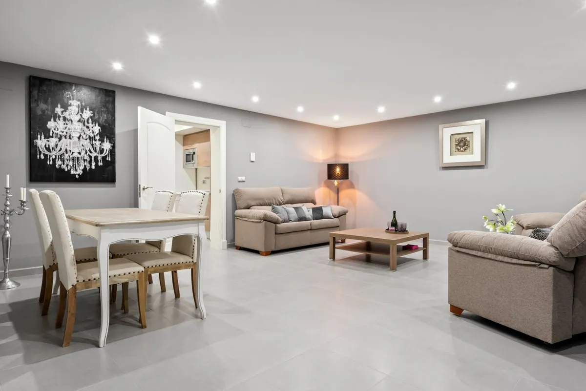 9d42b6a9-7741-4a4c-a0a0-a1d37e621a03