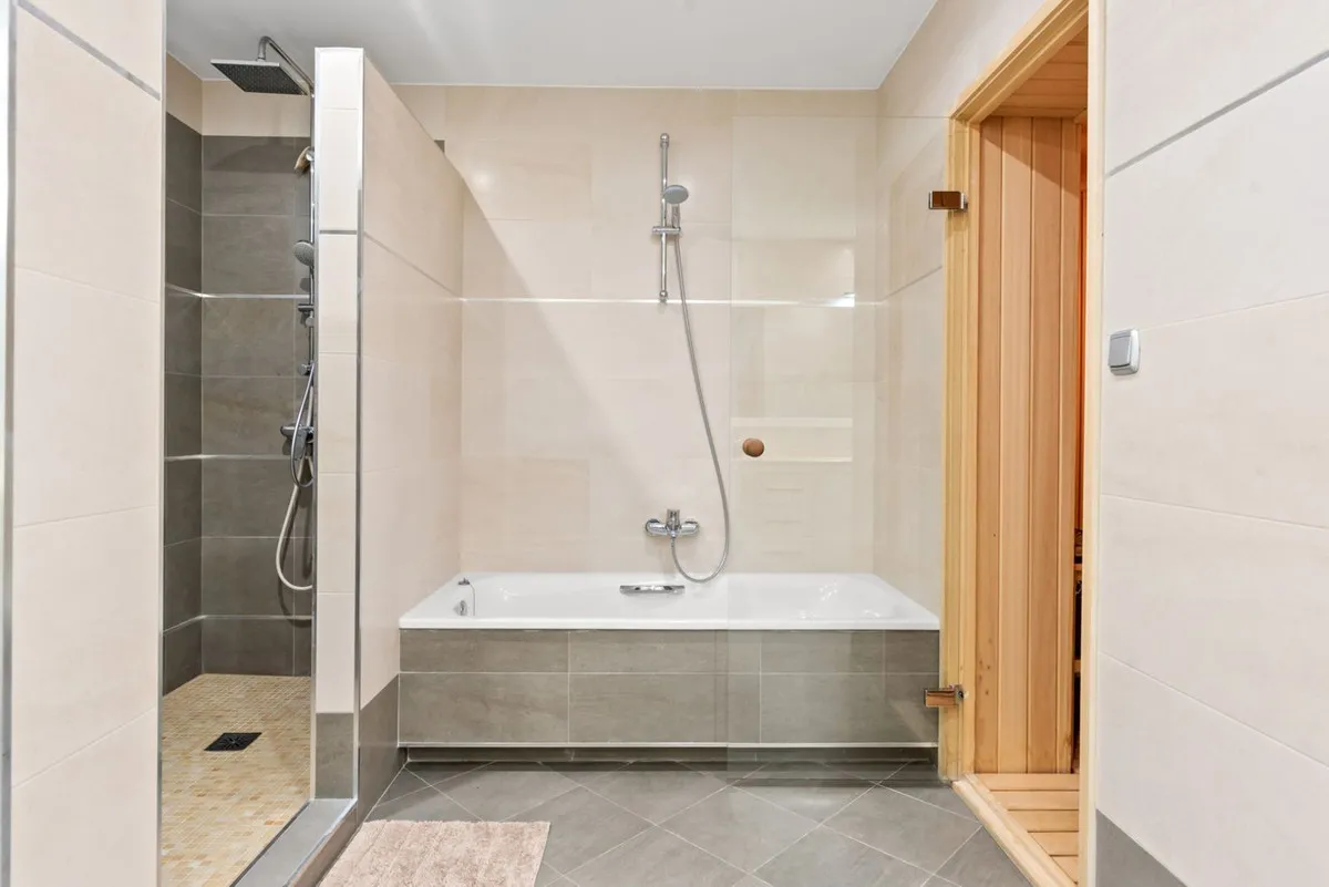 e754d92e-d991-4994-a5e4-3f7038feaa7d