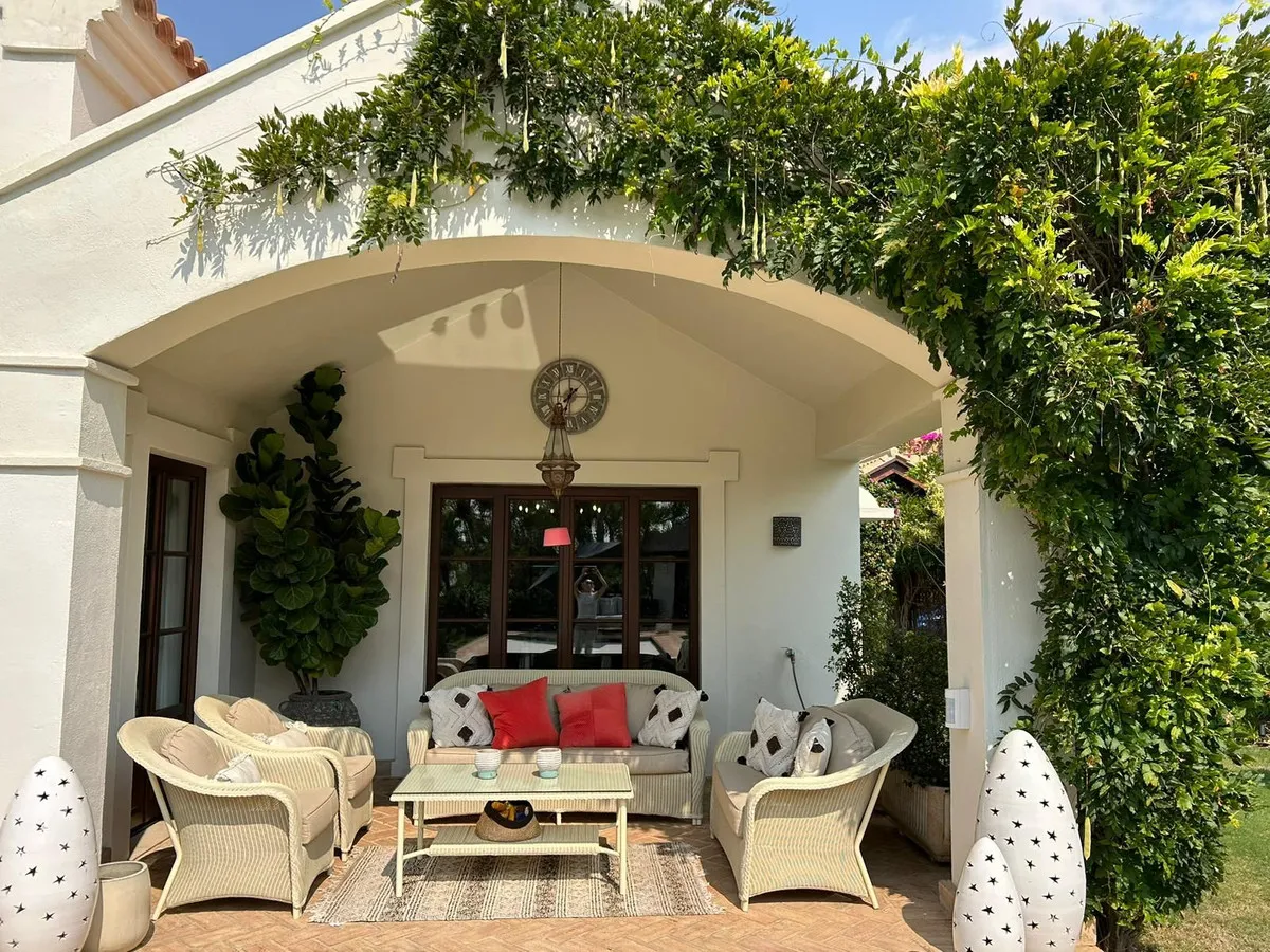 0aa3dae2-5e86-493c-b93b-8ff32731f618