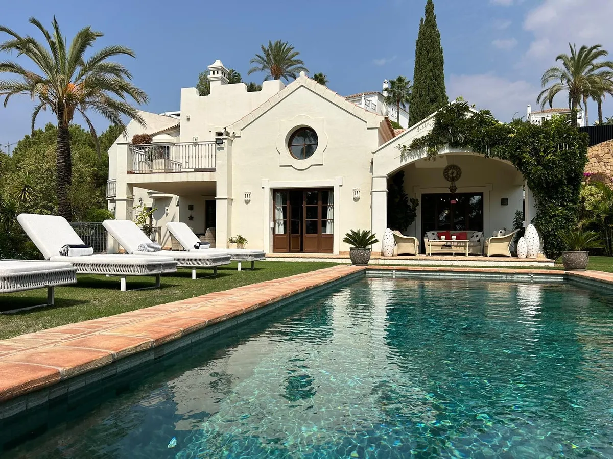 8528d97f-5b4e-41c4-bfc4-b43f32003a4f