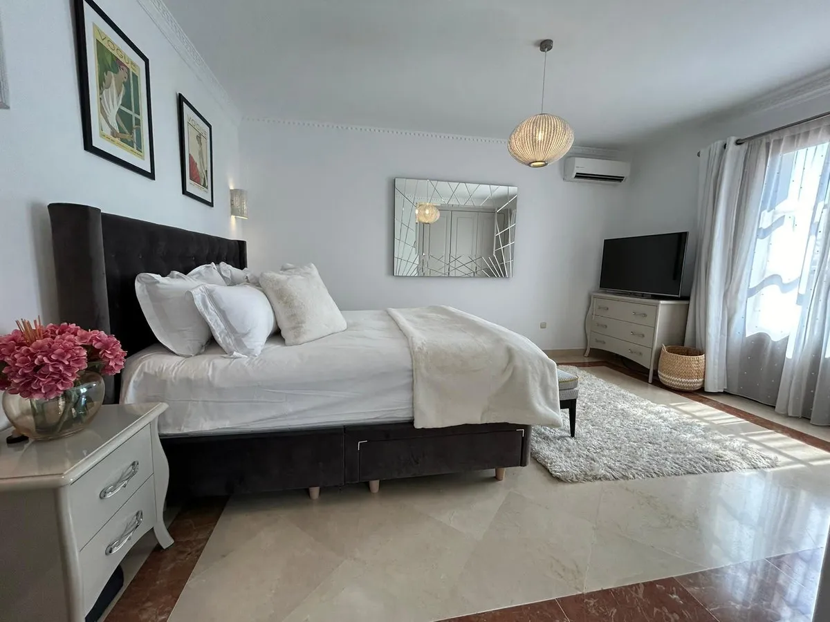 d8afac1b-187a-49a5-af61-d180bf691127