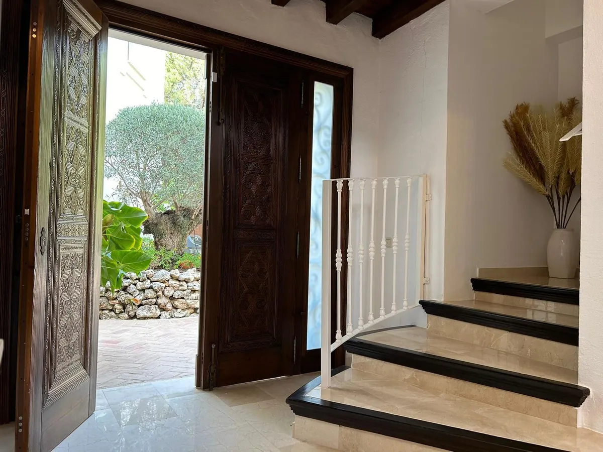 ebf69043-a298-4c70-8200-8ea09e79f1ab