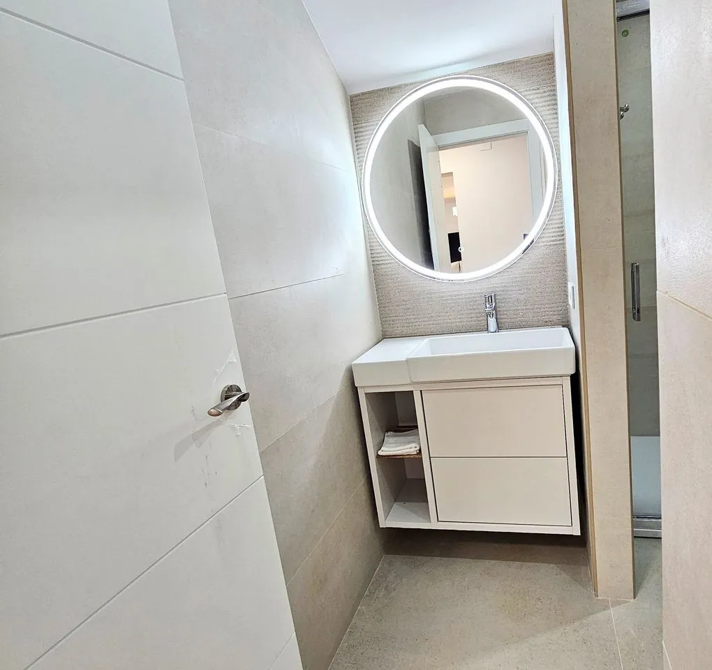 122e2a8a-d542-4572-adb1-5a449107b567