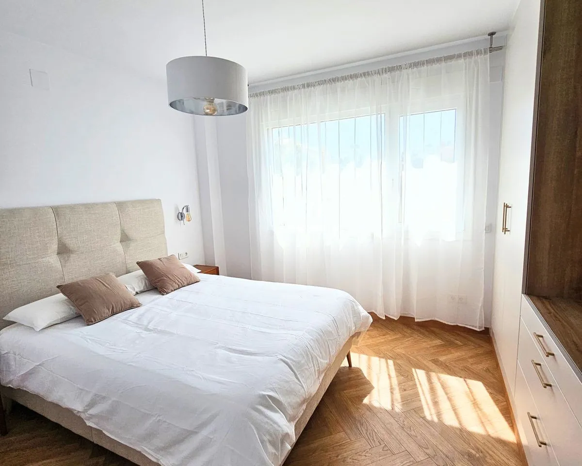 74b2fa7f-a823-4a90-8a82-2d5a039e159f