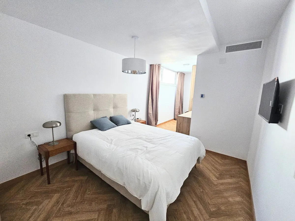 93280eb8-2e2e-4fa2-853f-e9c1e82ea874