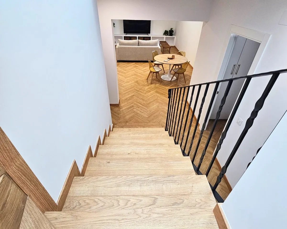 b2a31c9b-1d96-4421-899e-a115696aac2e