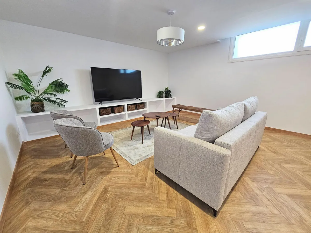 b3218f65-7591-4832-aae6-71b791a9c6ed