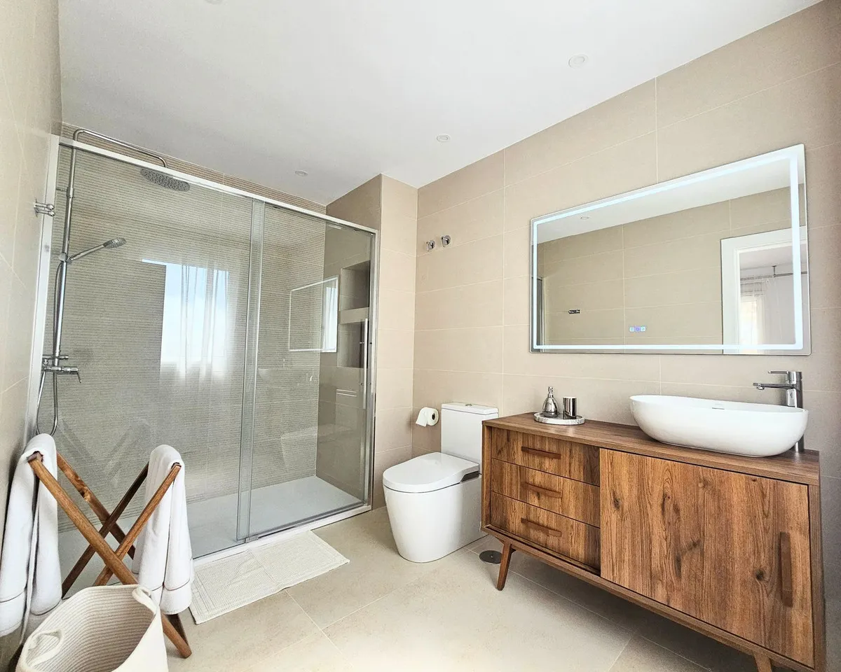 d4393a67-c2fd-4175-acb1-2d2b69af608b