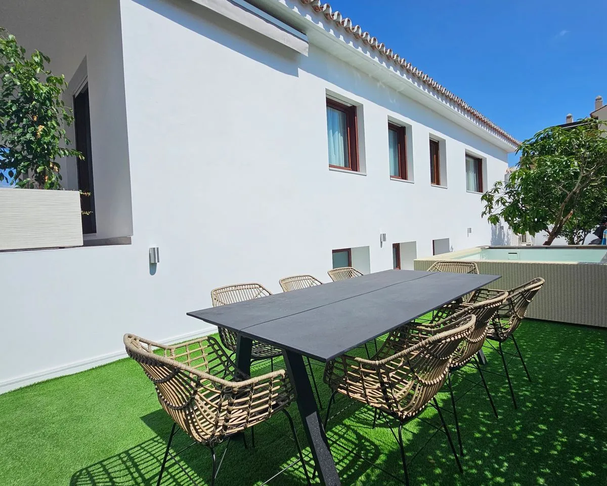 f61e4cfe-af4b-4024-8bfd-d98b2a418d86