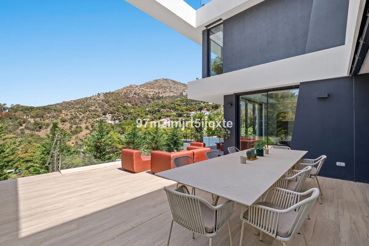 7fd04234-5171-48f9-9d91-733c9e6ceed2