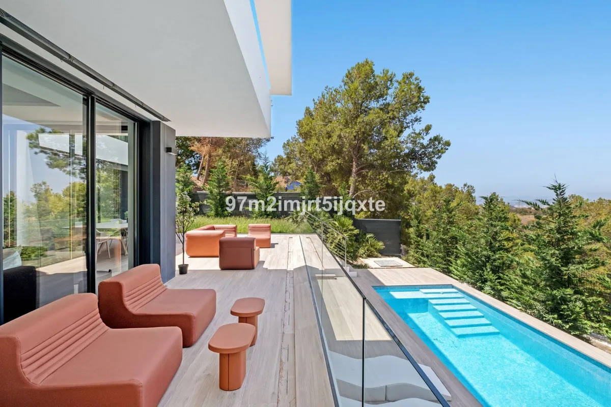 80aa6ffa-45be-440f-8639-1d77b988b40a