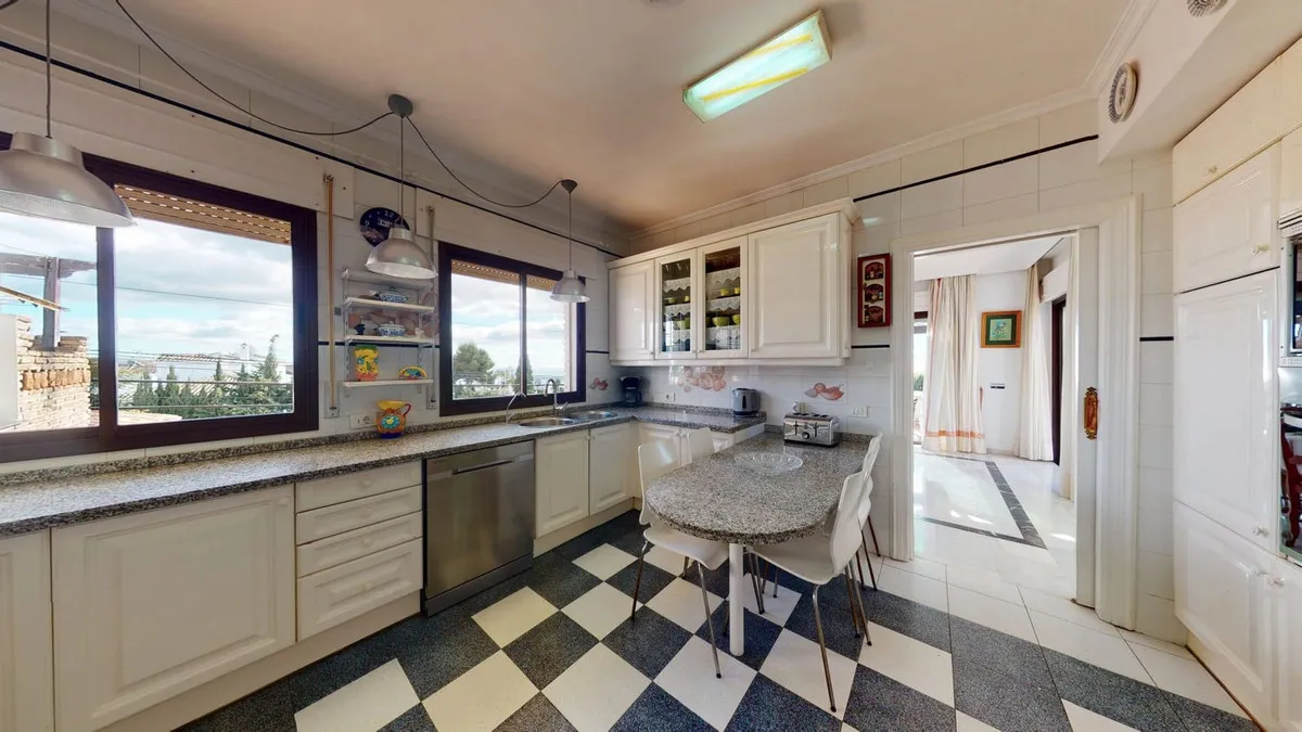 b1e46119-7d87-45f0-adc6-b2f592ec7403