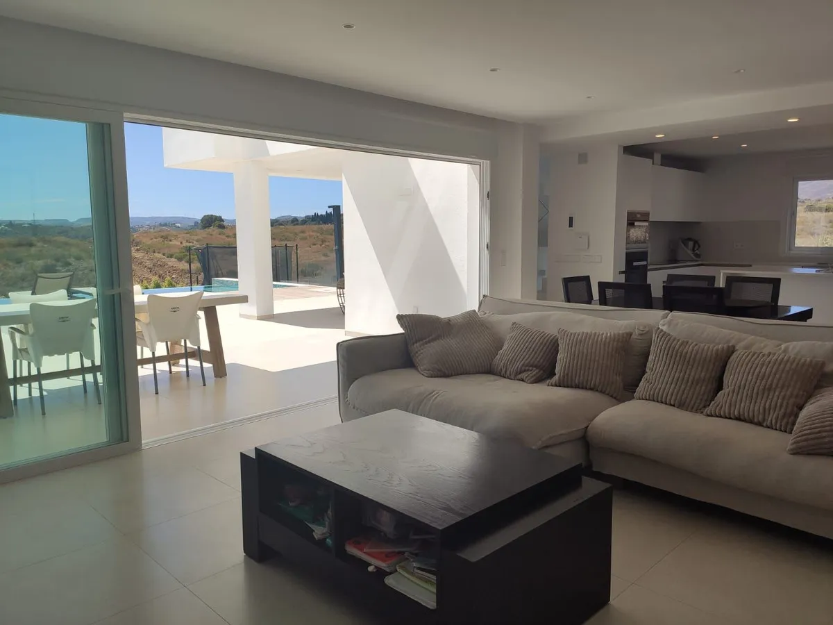 124d2f36-0153-4407-b8db-4840dd5de8fb