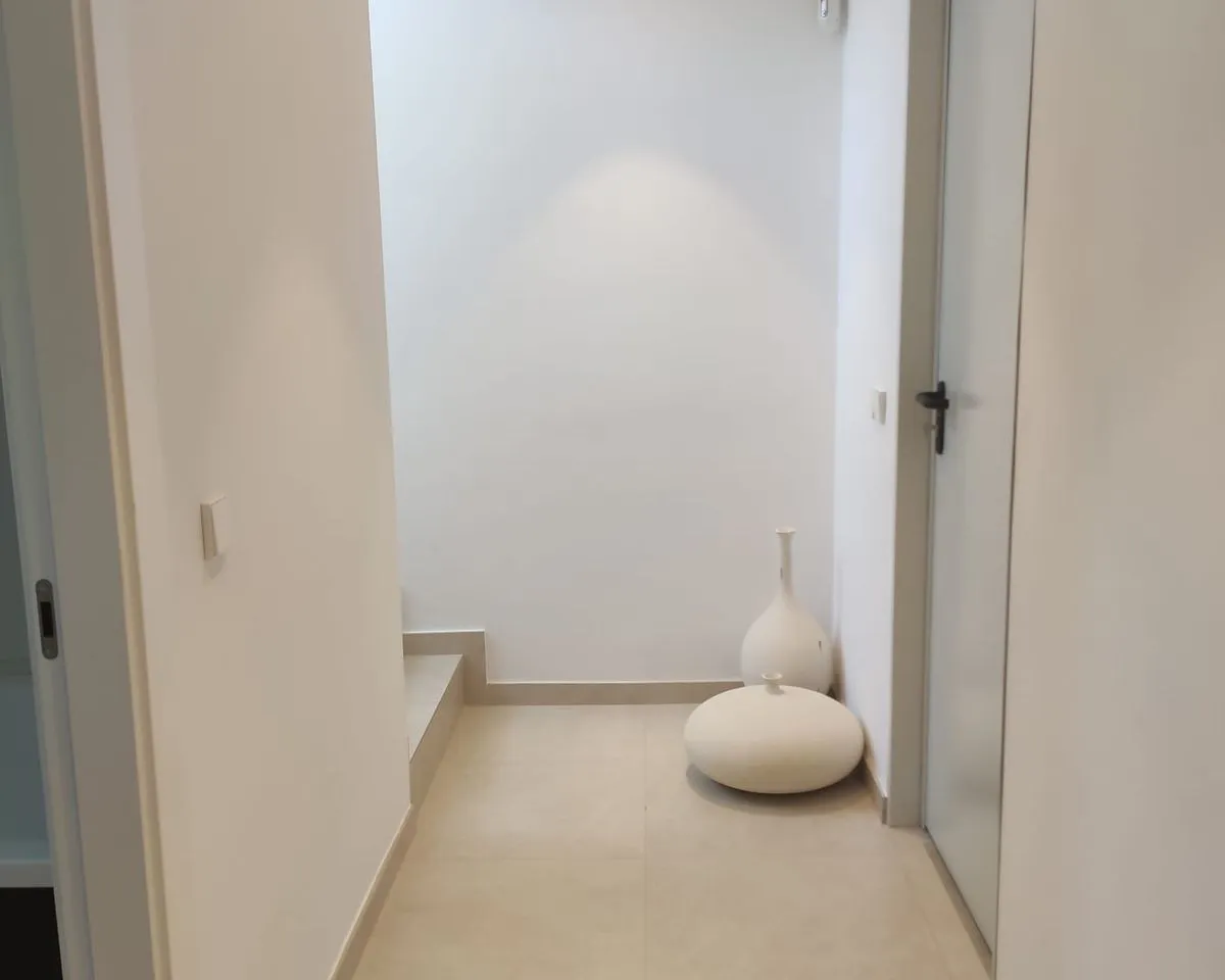 8ccb6696-e10c-4aef-a176-8161b85893a3