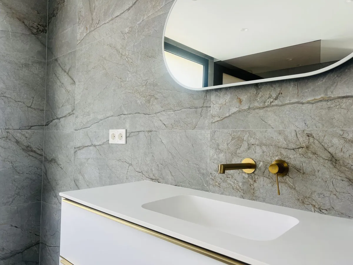 18bb3376-9bee-4c98-84a2-49035410322e