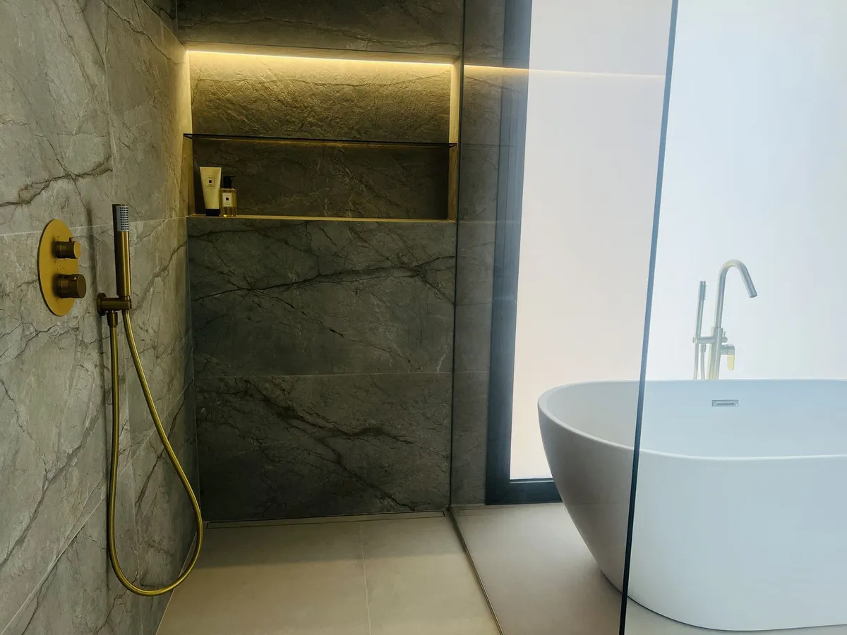 204527df-a72e-4f06-a52c-5e896a04a1a4