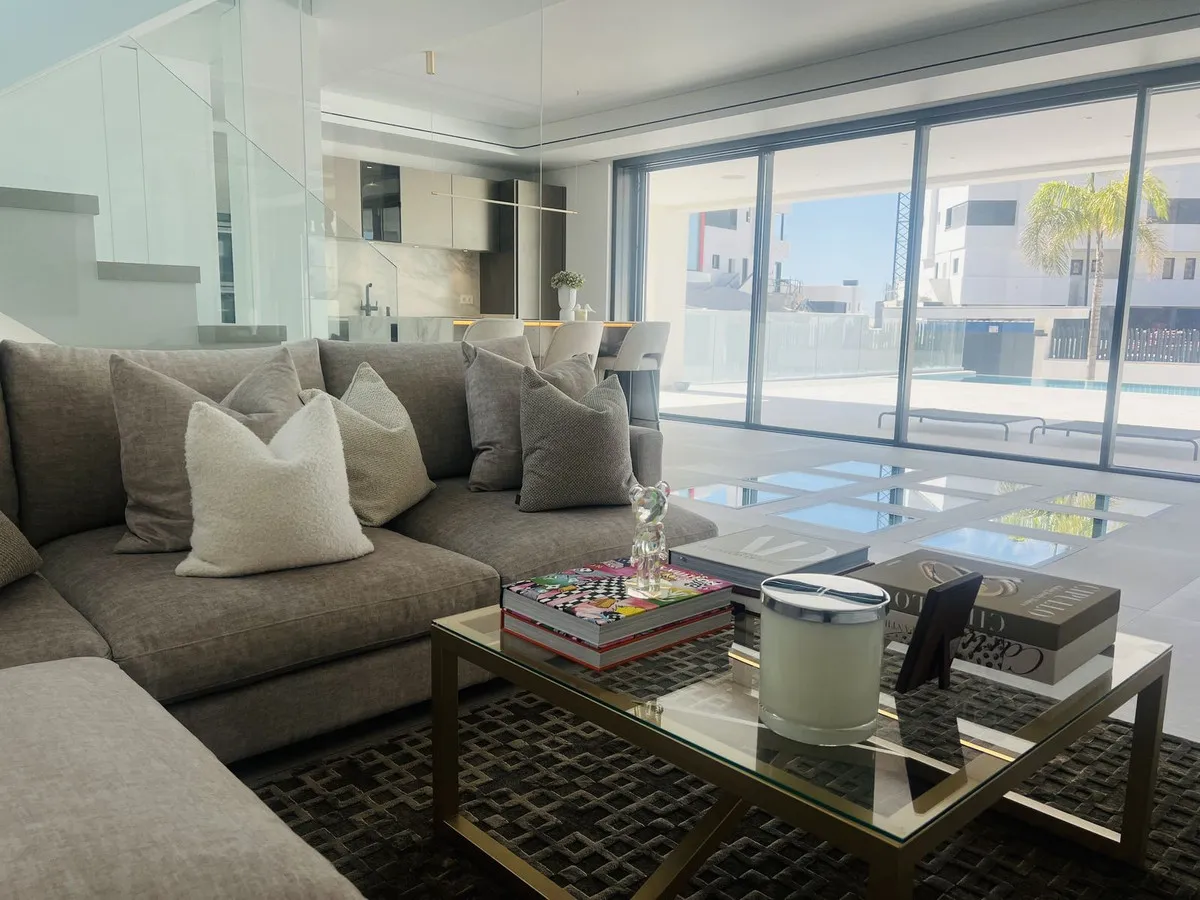 5c78da7a-7116-4a54-8dc0-5b71e83a1ec2