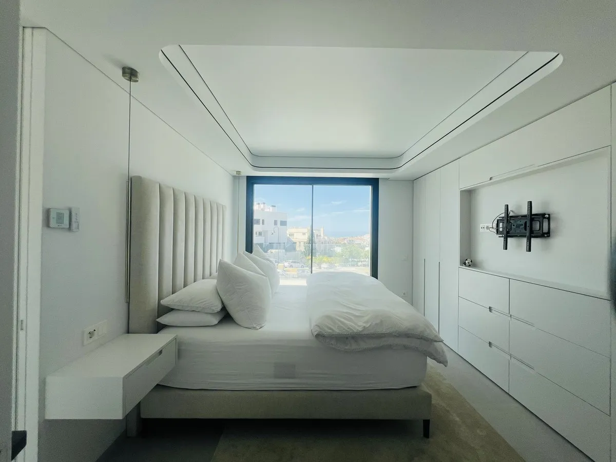 6822bf37-2726-4ebf-b19f-53259825c542