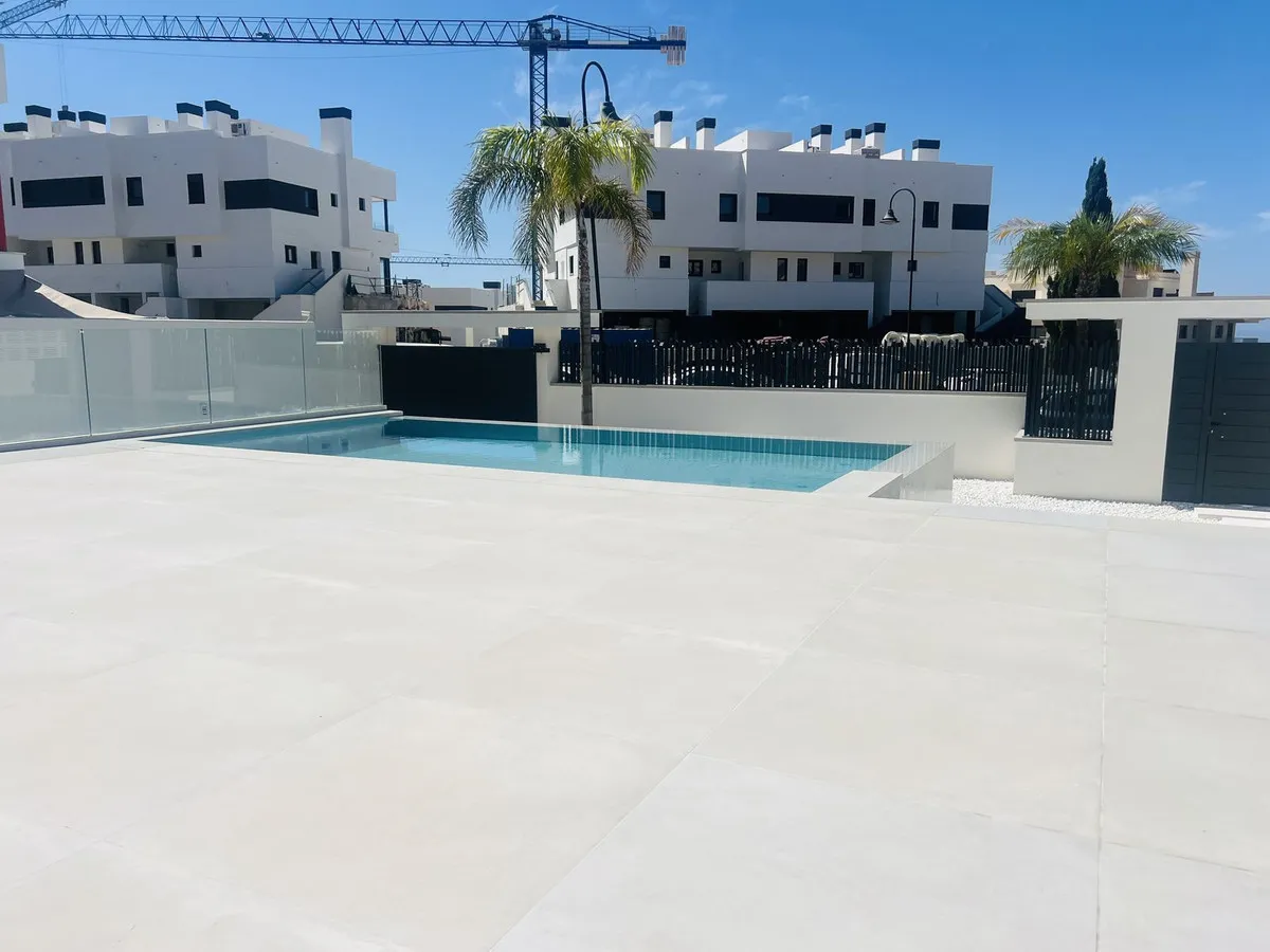 a753938f-0b4a-49da-99d5-14195c9e582b