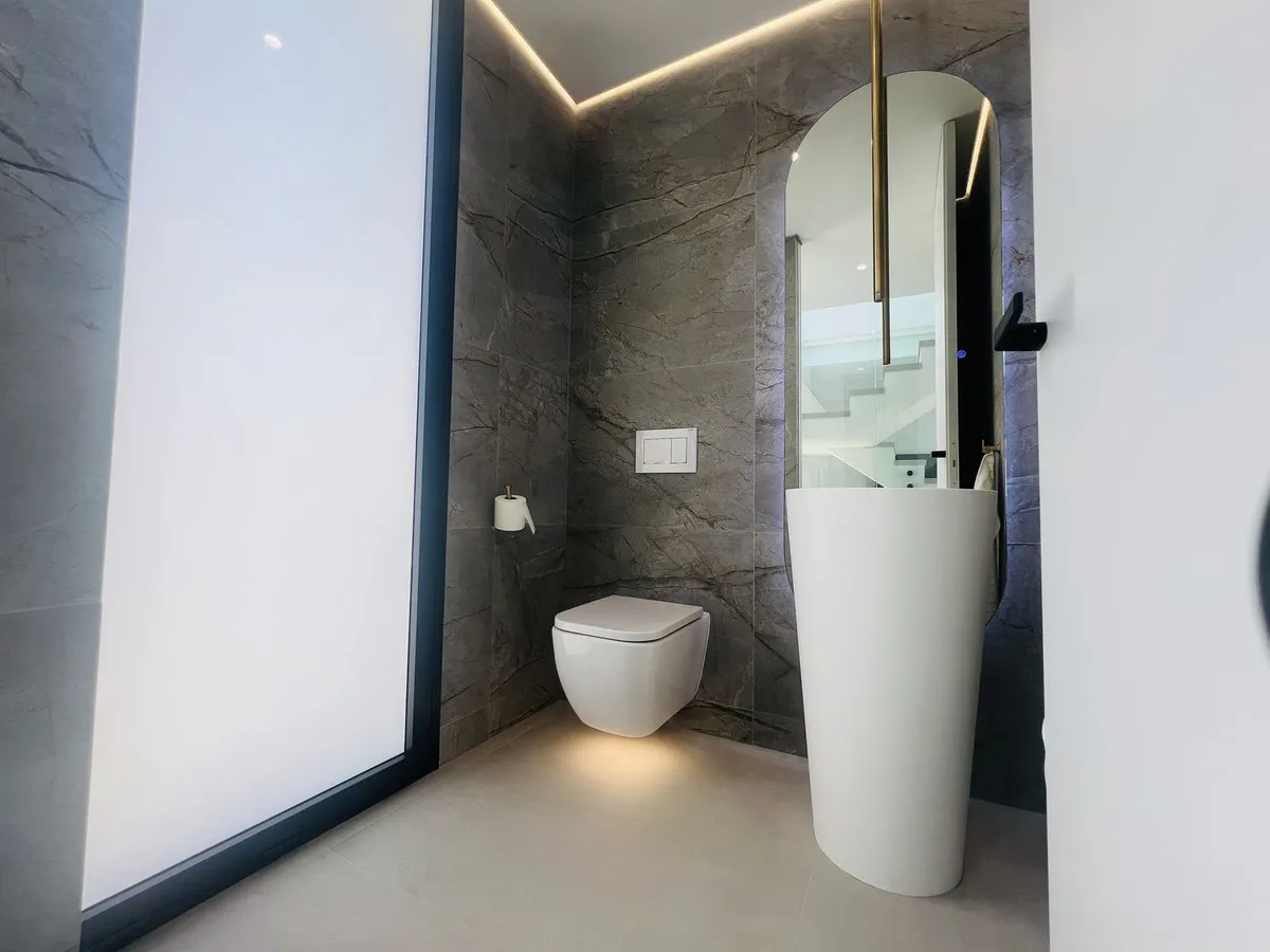 ac9dd684-1cf7-492f-b1a5-bbe35fdf56dd