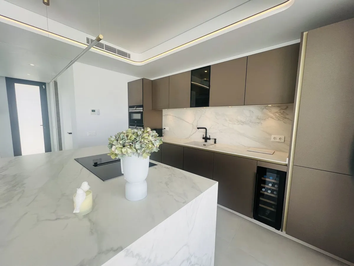 aed464c4-6118-4836-9da3-28f6f0758c10