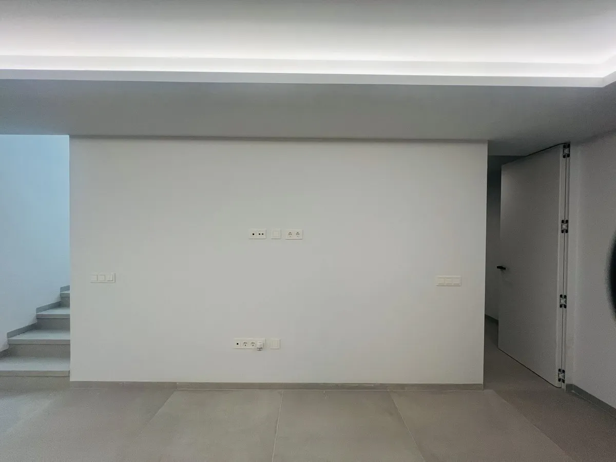 b2a821cc-9fec-4a45-ab61-7812cf65557c