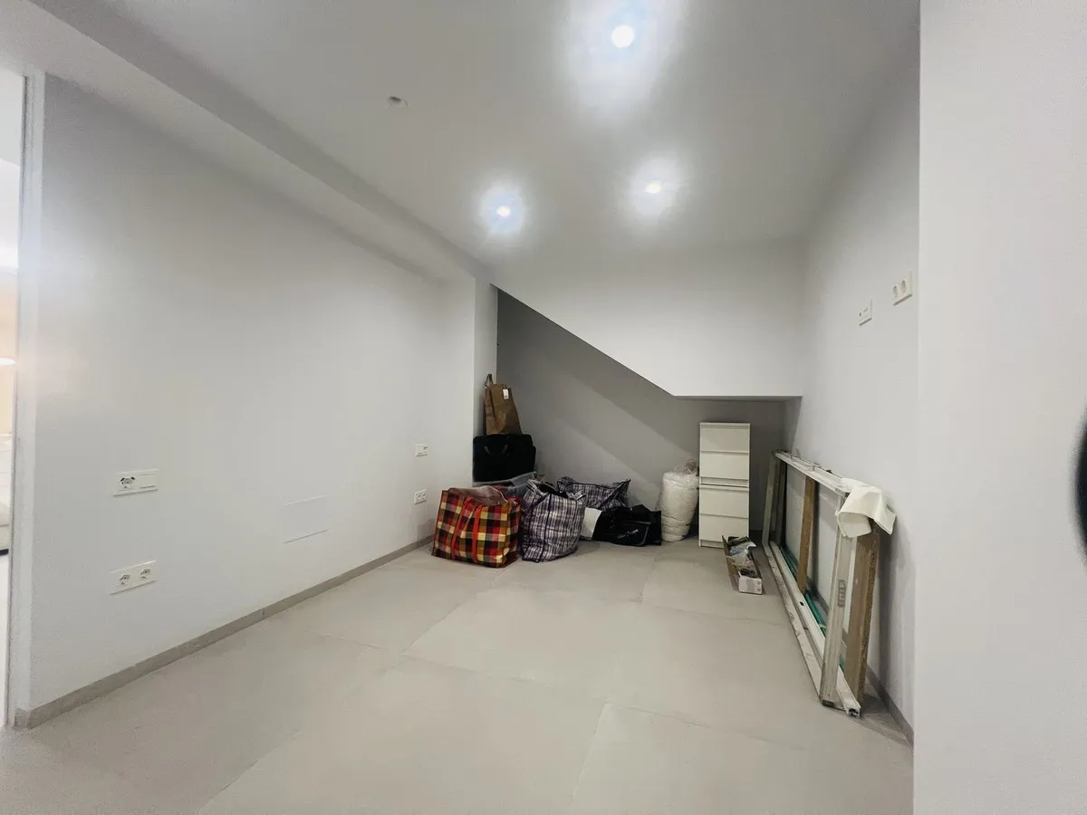 c1b68f09-eccd-4630-b74e-fd6ebf8f6338