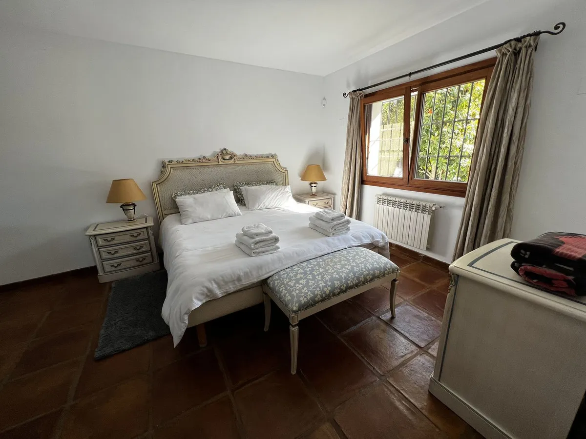 7ee01c97-1b48-4eac-a59f-844bab4f21bd