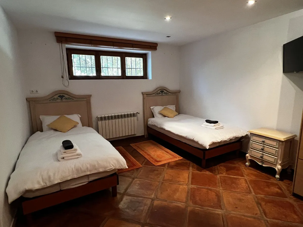 d1f1eba9-a6cd-4536-a982-6b76fd7a7359