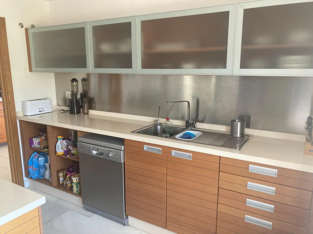 d402f0b8-251e-4ae2-99e7-f1668cb6e96a