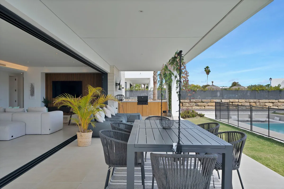 0de2acf2-b47d-4153-b3f5-fb9cddd6348c