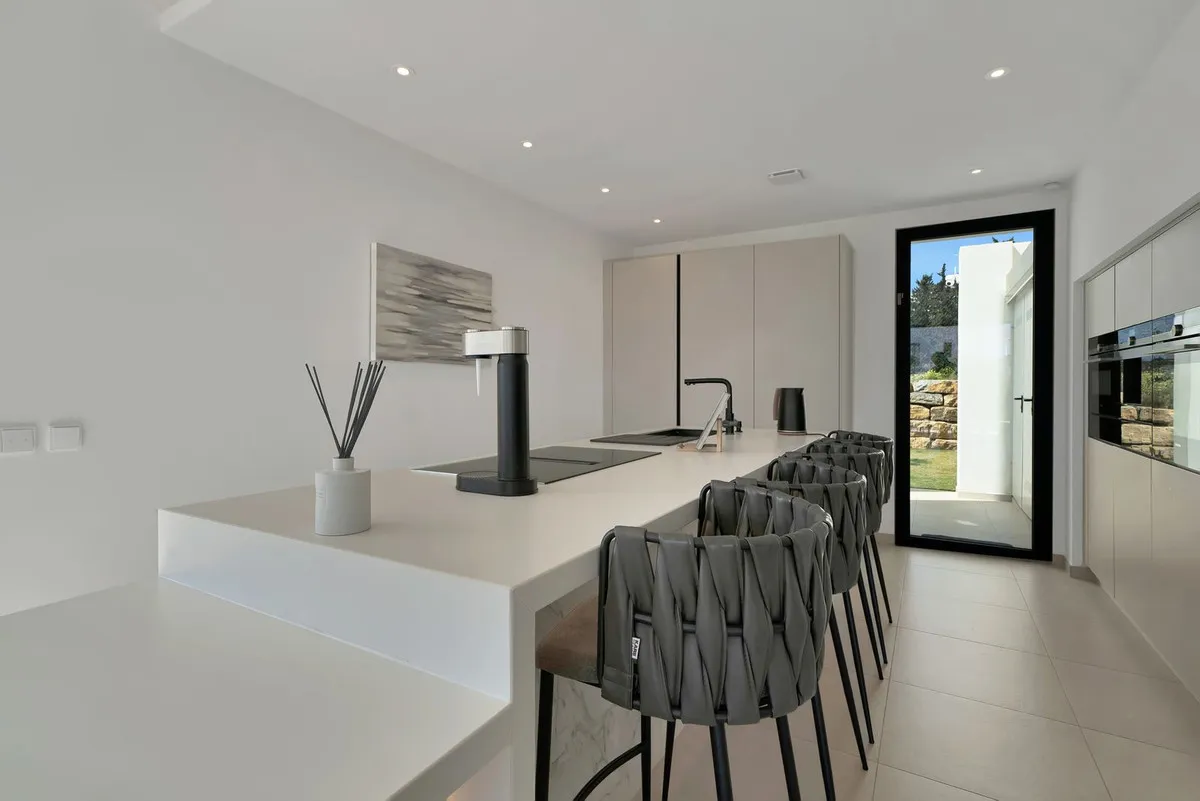 15abaccd-5d53-4c73-9711-5cd8c7075946