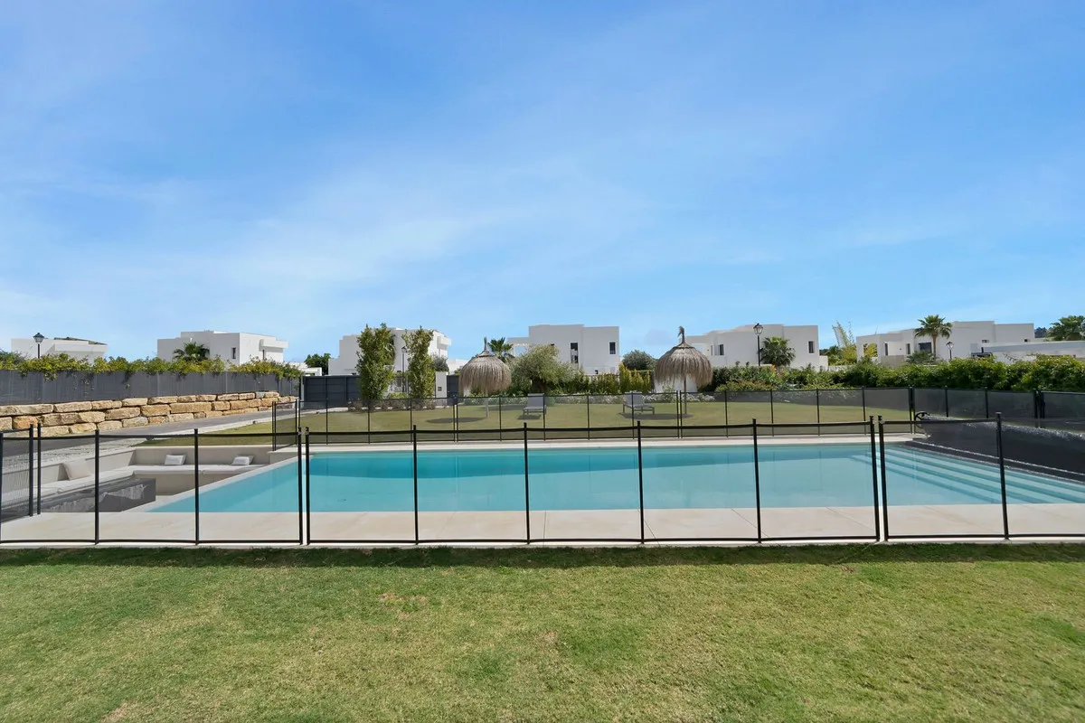 1cb6a0cb-8061-4582-9452-dd566064fb44