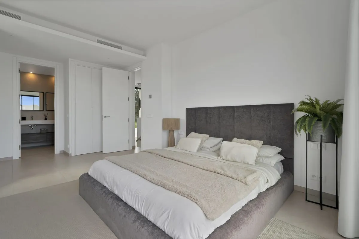 35bed919-3035-40a5-b4d6-fb09b2e656da