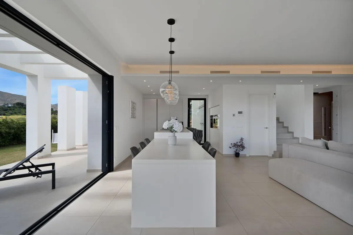 4916bf8d-490a-4208-9b06-4ec5bbcfb785