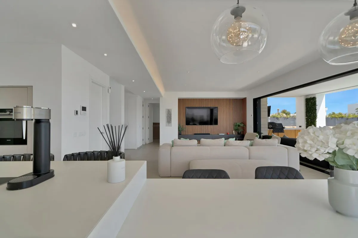 650ffcd9-54e7-43fc-a643-06d109a017e5