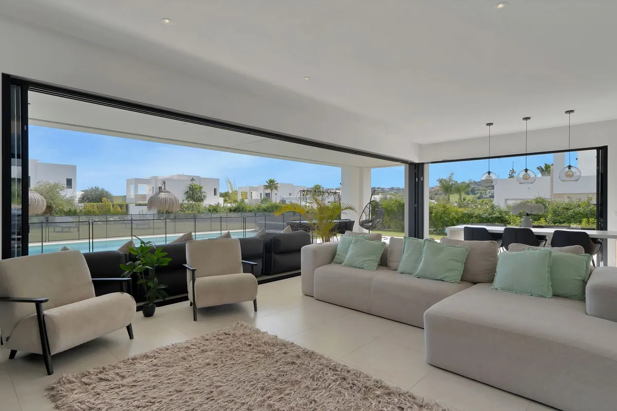 69d70c8b-6604-453b-b6a6-bb6a7fd4b335