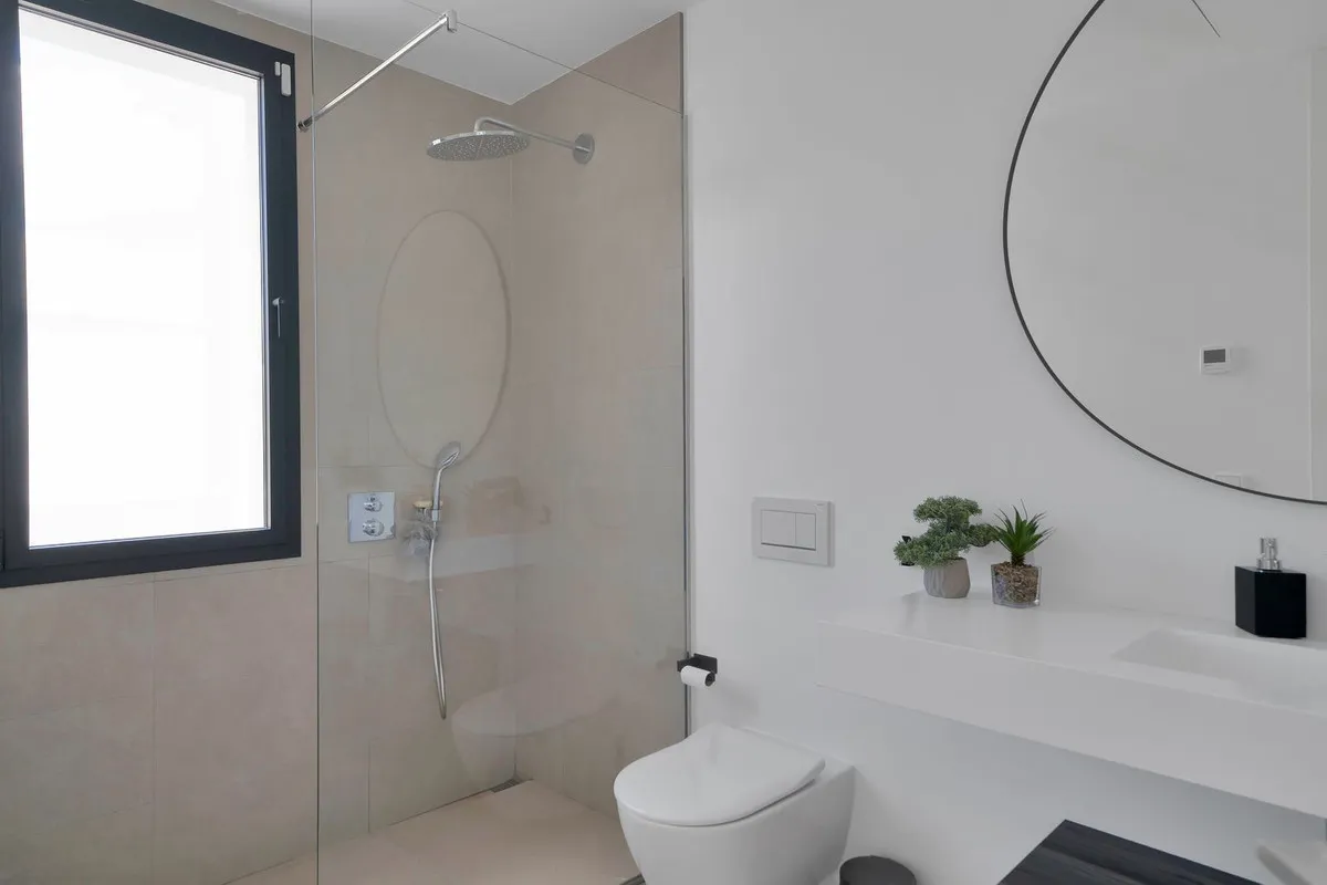 9b808402-41a0-4965-9946-230c43bd8ce0